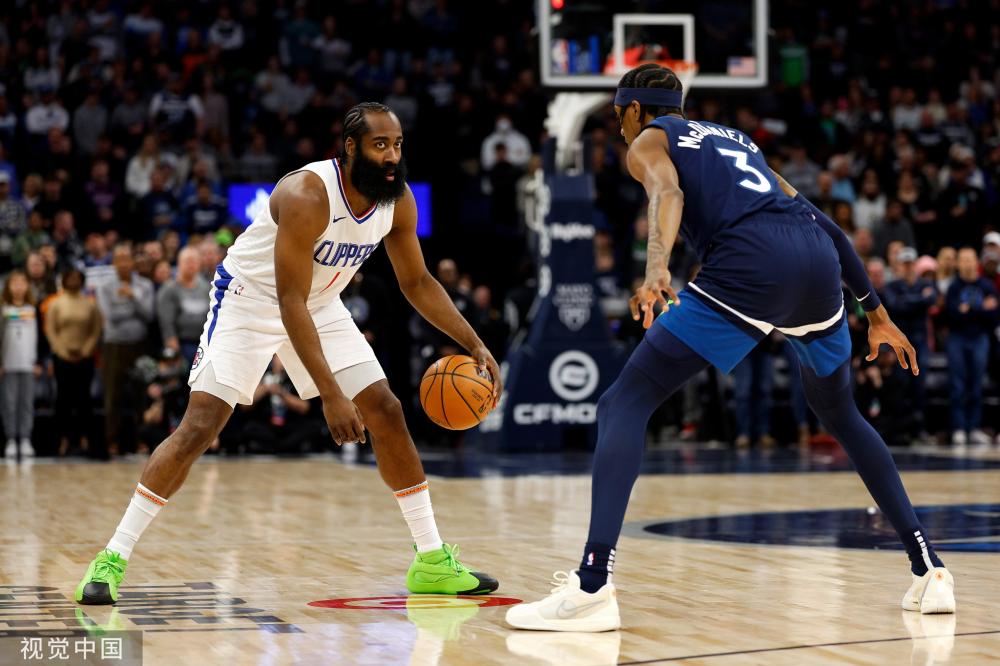 在这场激烈 在这场激烈